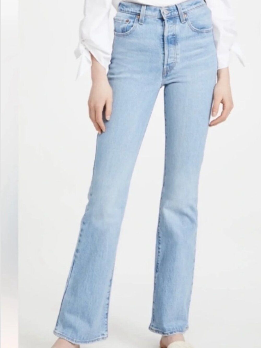 Levi's Ribcage Bootcut Light Wash Jeans Size 26